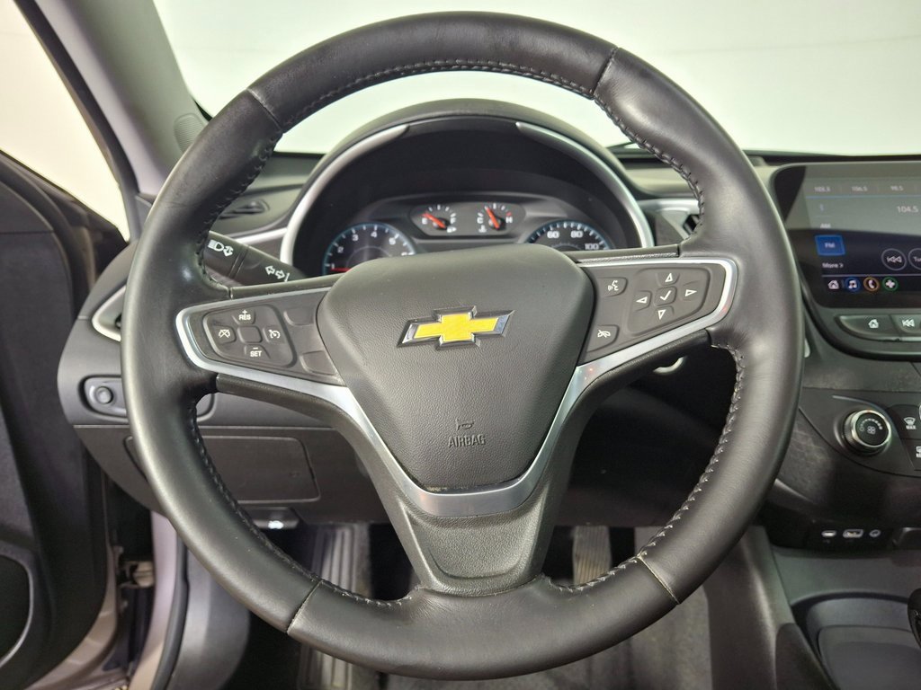 Used 2022 Chevrolet Malibu RS image 12
