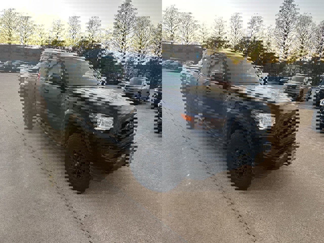 Used 2020 Toyota Tacoma SR image 2