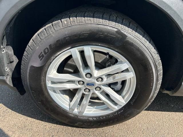 Used 2022 Ford Explorer XLT RWD image 52