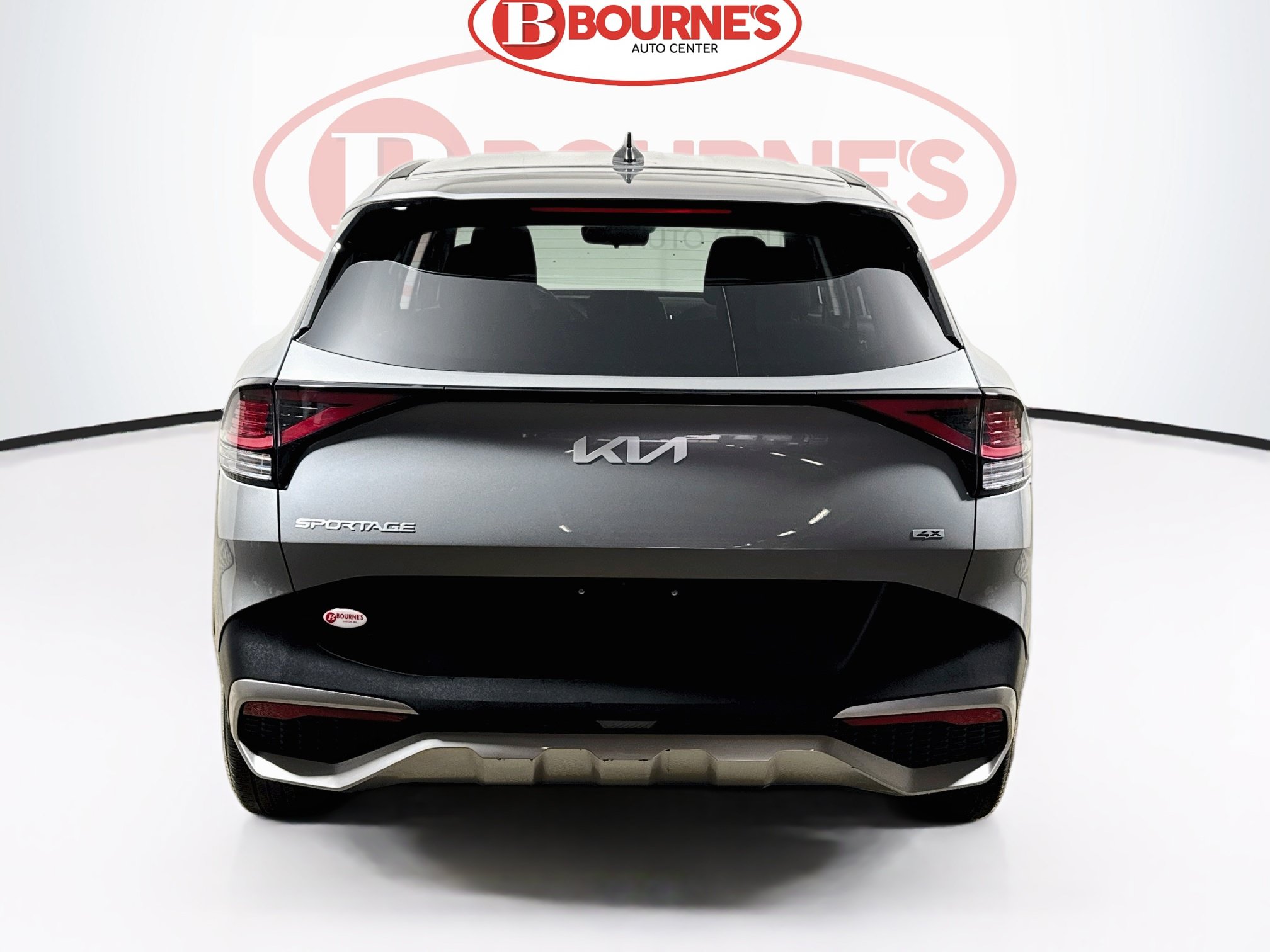 Used 2024 Kia Sportage LX AWD/4WD image 9