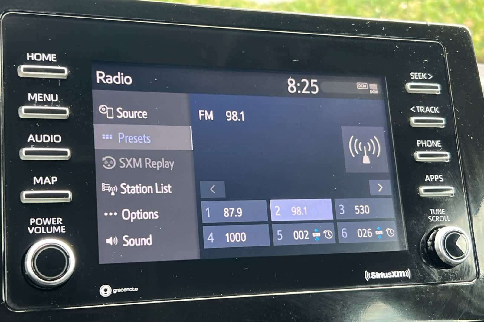 Certified 2022 Toyota Camry SE FWD image 18