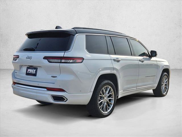 Used 2024 Jeep Grand Cherokee L Summit w/ Luxury Tech Group V AWD/4WD image 5
