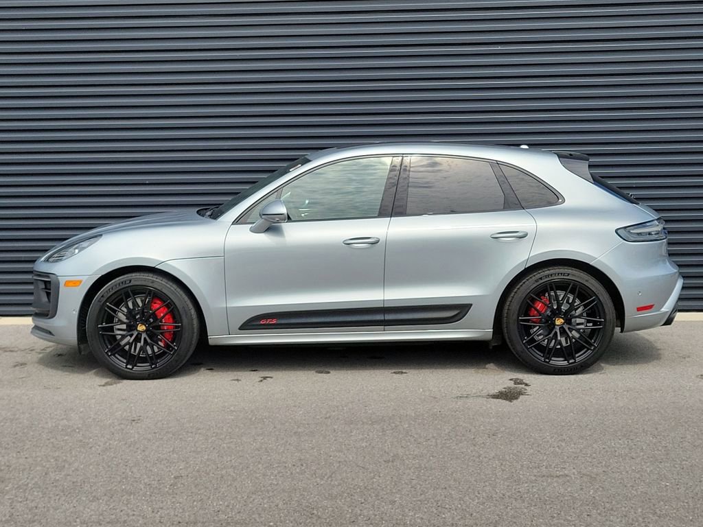 Certified 2022 Porsche Macan GTS AWD/4WD image 2