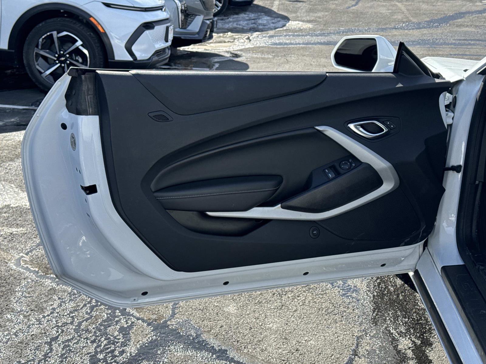 Used 2021 Chevrolet Camaro LT image 17