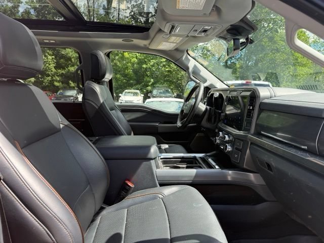 Used 2025 Ford F350 Lariat w/ Lariat Ultimate Package AWD/4WD image 15