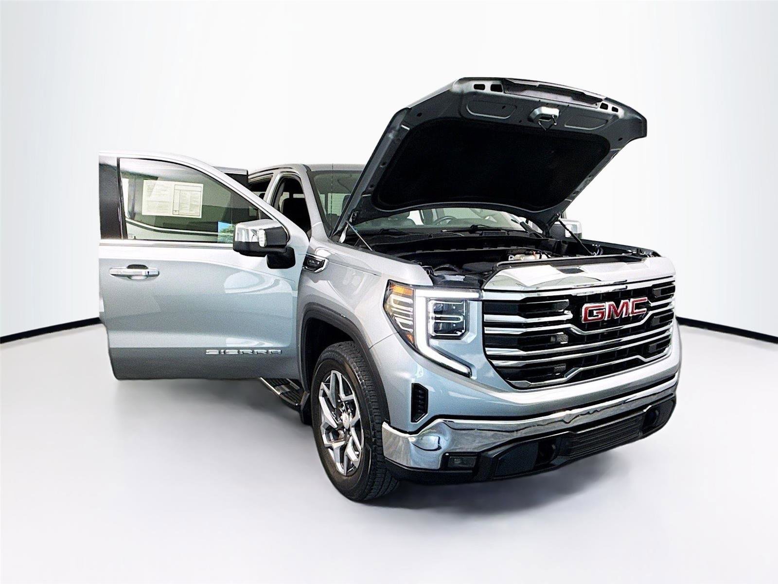 Used 2023 GMC Sierra 1500 SLT w/ SLT Premium Package RWD image 36