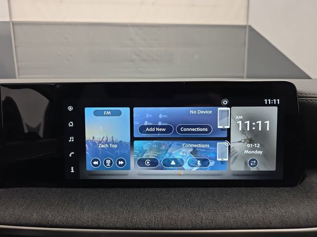 Used 2025 Nissan Kicks SV image 31