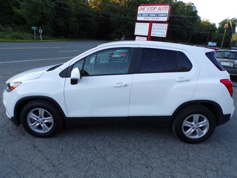 Used 2020 Chevrolet Trax LS w/ Fleet Convenience Package FWD image 12