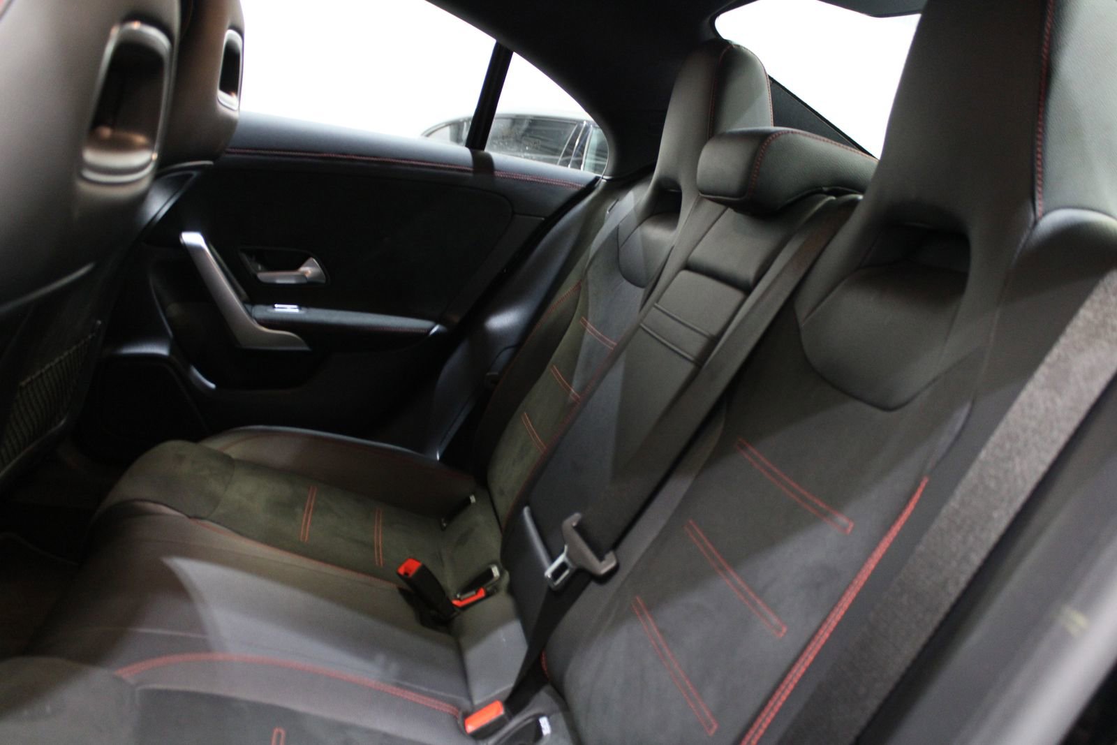 Used 2021 Mercedes-Benz CLA 250 image 15