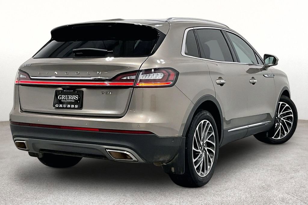 Used 2020 Lincoln Nautilus Reserve w/ Equipment Group 201A FWD image 2