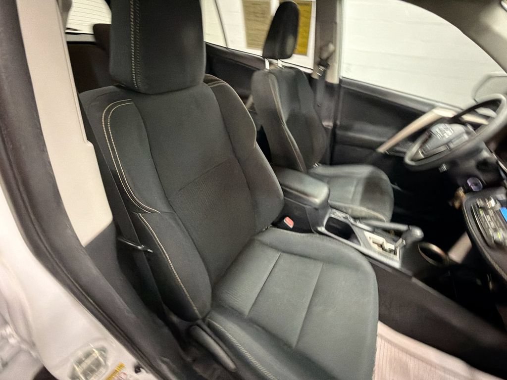 Used 2013 Toyota RAV4 XLE FWD image 24