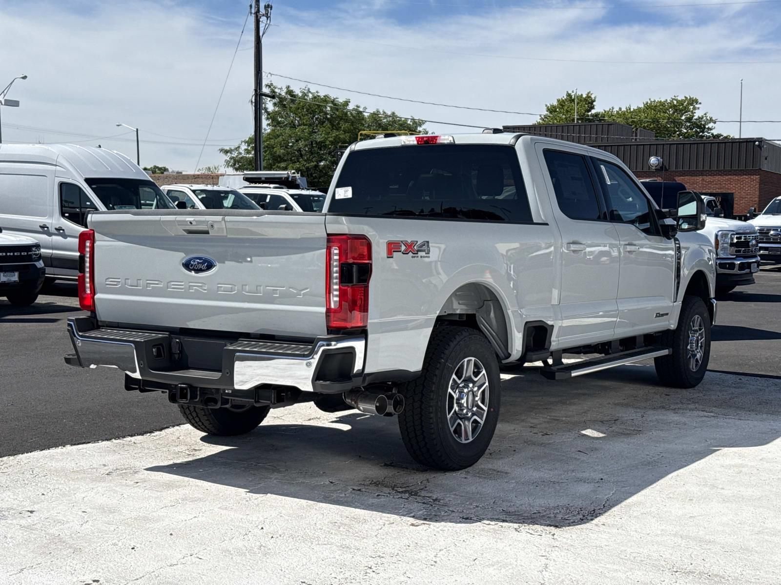 New 2026 Ford F250 Lariat w/ FX4 Off-Road Package AWD/4WD image 3