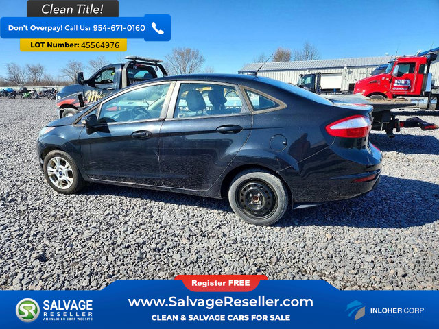 Used 2014 Ford Fiesta SE image 3