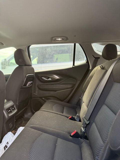 Used 2024 GMC Terrain SLE w/ Driver Convenience Package image 7