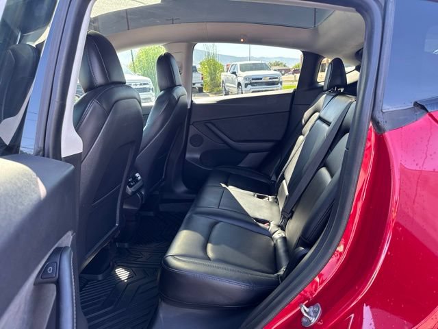 Used 2021 Tesla Model Y Long Range AWD/4WD image 14