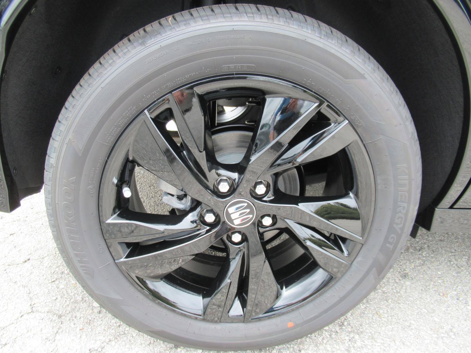 New 2026 Buick Encore GX Sport Touring w/ Advanced Technology Package FWD image 7