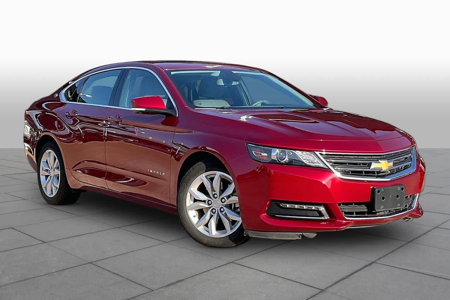 Used 2018 Chevrolet Impala LT w/ Sunroof and Spoiler Package FWD image 4