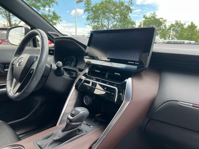 Used 2021 Toyota Venza Limited w/ Advanced Technology Package AWD/4WD image 37