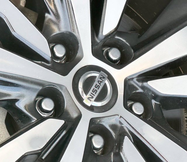 Used 2021 Nissan Altima 2.5 Platinum AWD/4WD image 11
