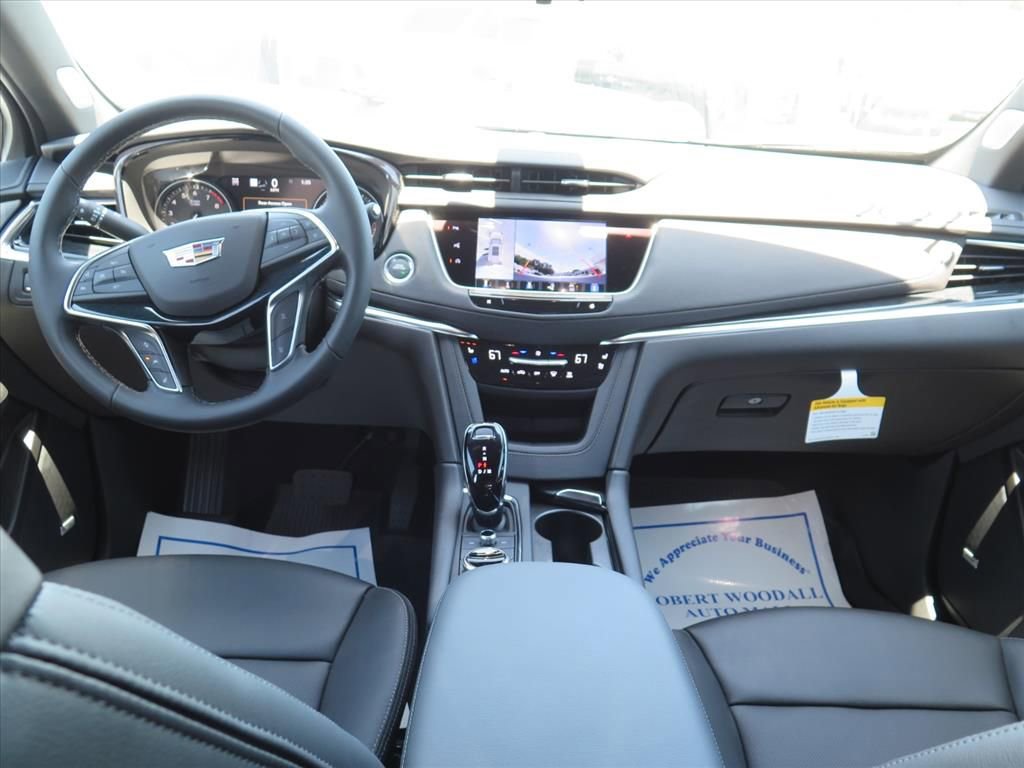 New 2026 Cadillac XT5 Premium Luxury w/ Driver Assist Package AWD/4WD image 23