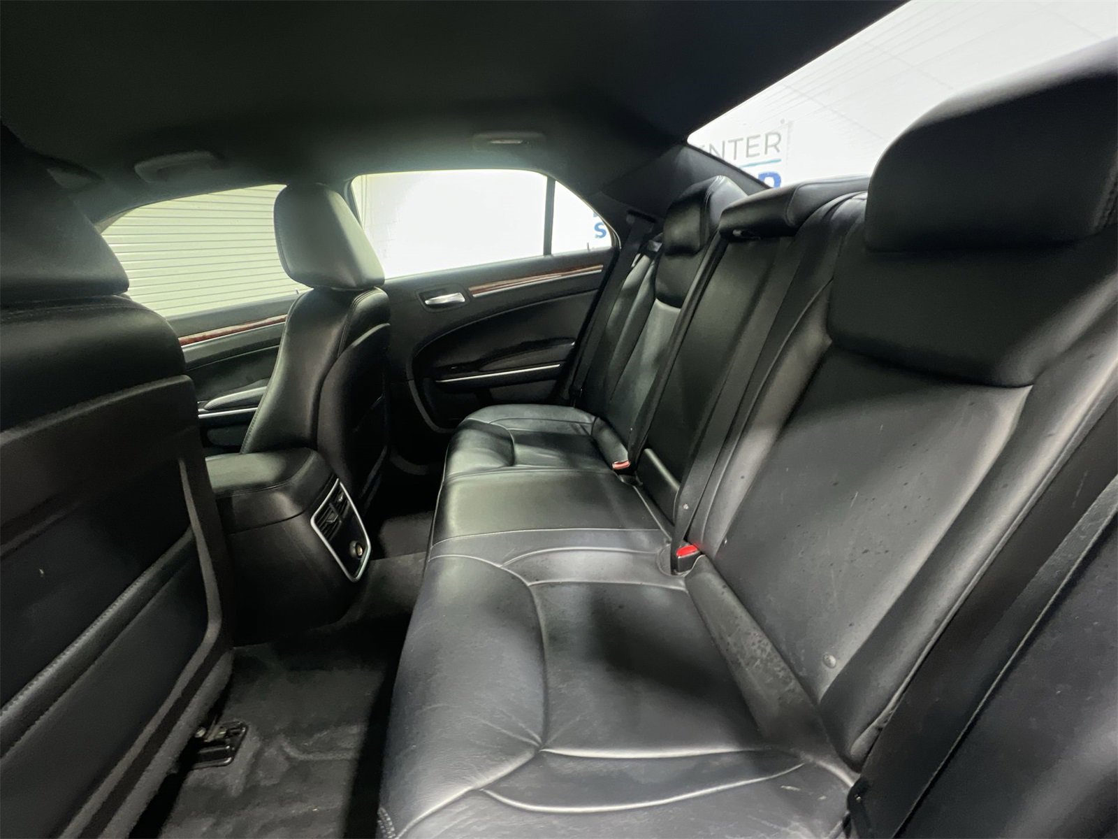 Used 2014 Chrysler 300 Base image 21