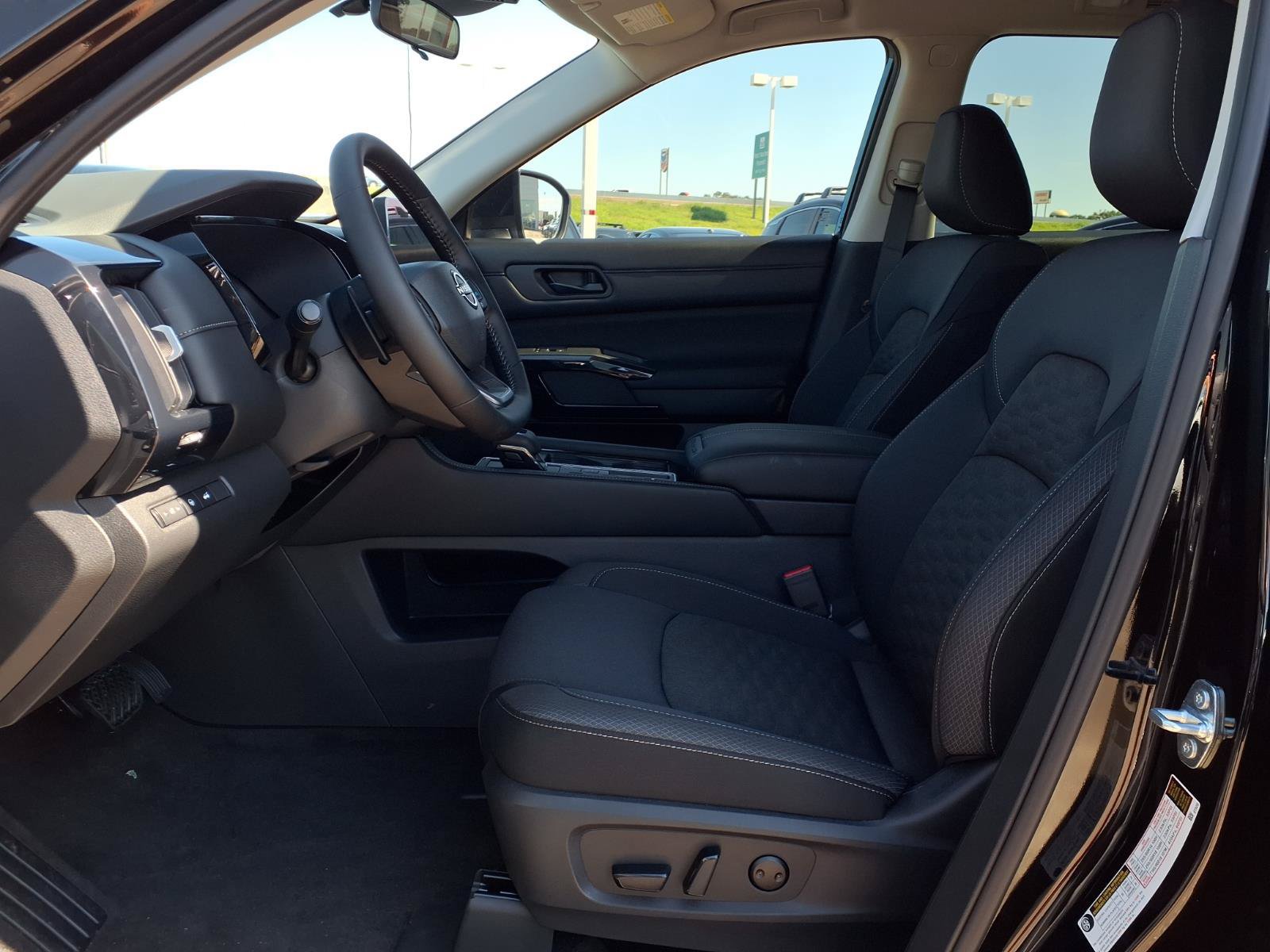 New 2026 Nissan Pathfinder SV FWD image 9