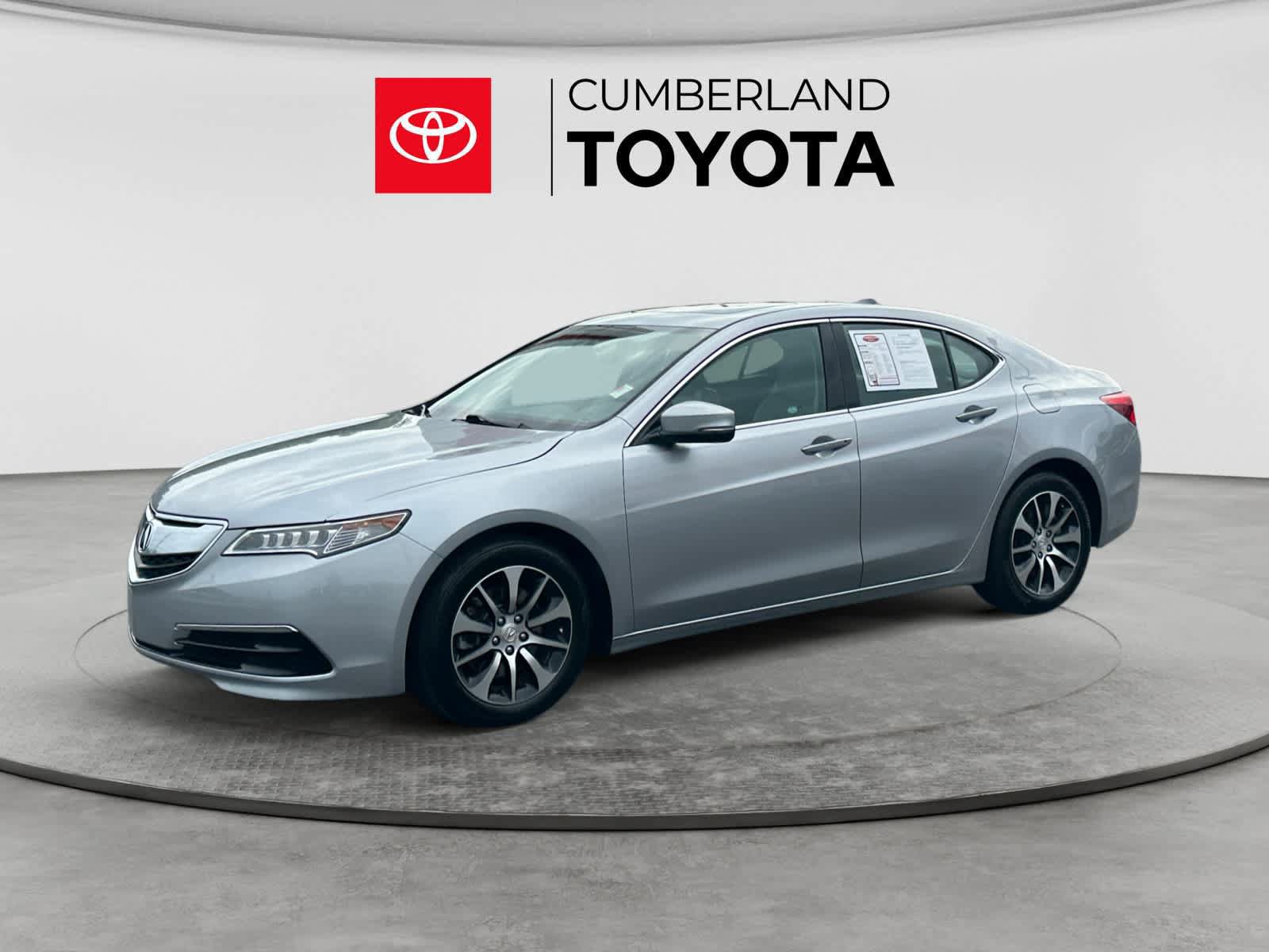 Used 2017 Acura TLX FWD image 1