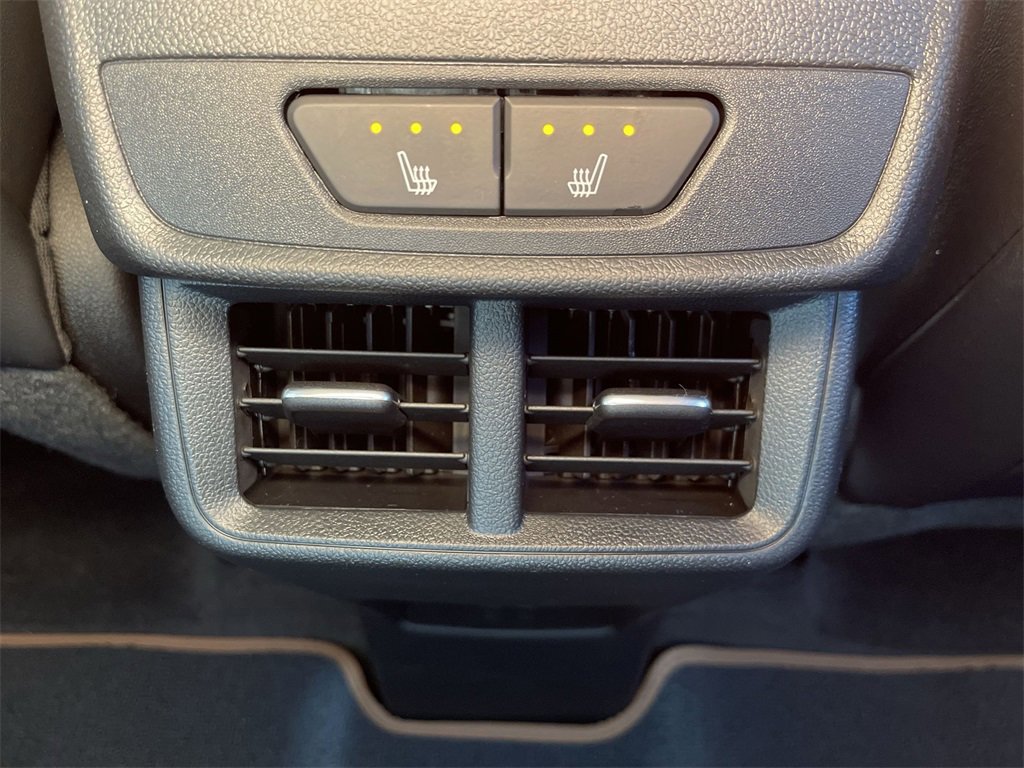 New 2026 GMC Terrain AT4 w/ Convenience Package III image 21