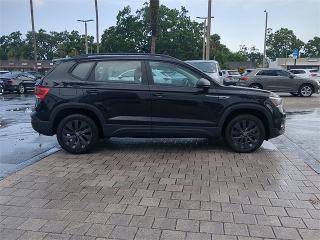 Used 2024 Volkswagen Taos S image 3