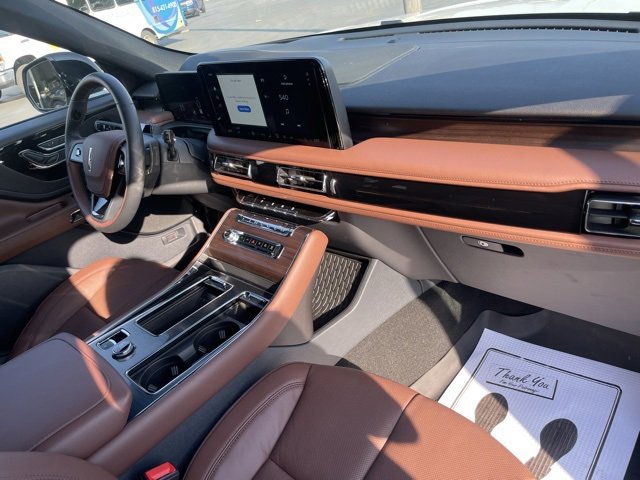 New 2025 Lincoln Aviator Reserve w/ Jet Appearance Package image 16