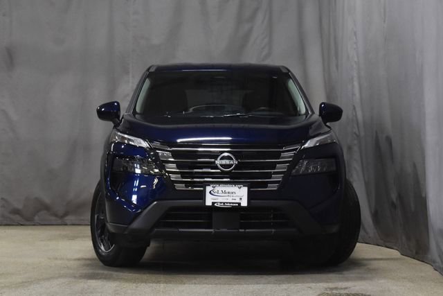 Used 2025 Nissan Rogue SV image 5