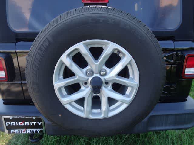 Used 2023 Jeep Wrangler Unlimited Sport AWD/4WD image 10