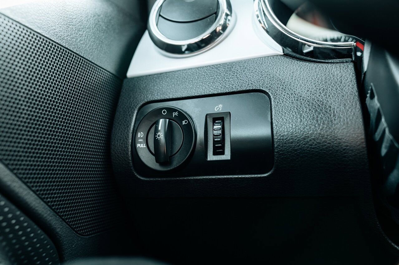 Used 2007 Ford Mustang GT Premium image 34