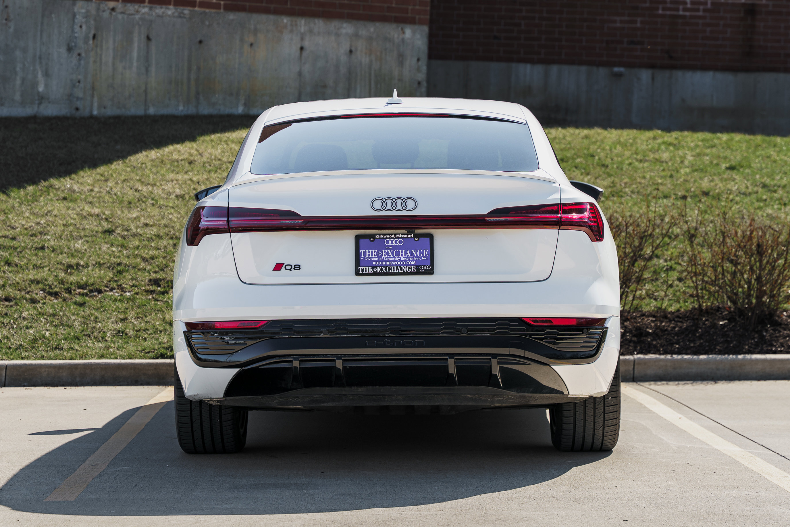 Certified 2024 Audi Q8 e-tron Premium Plus w/ Premium Plus Package image 29