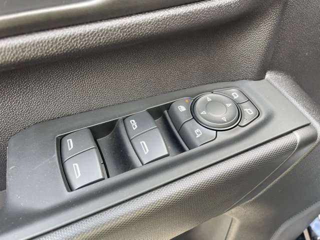 Used 2024 Chevrolet Silverado 2500 Custom w/ Custom Value Package image 10