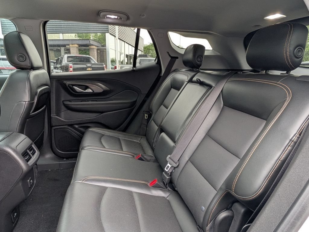 Used 2019 GMC Terrain SLT w/ Preferred Package AWD/4WD image 30