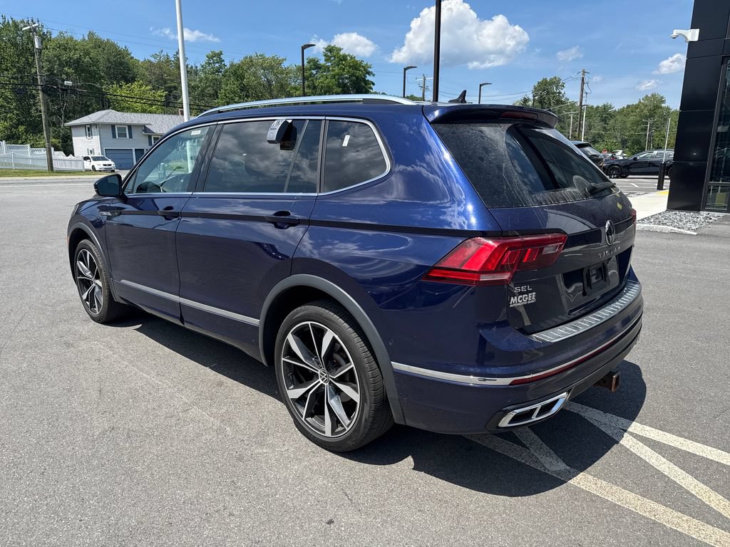 Used 2022 Volkswagen Tiguan SEL R-Line AWD/4WD image 3