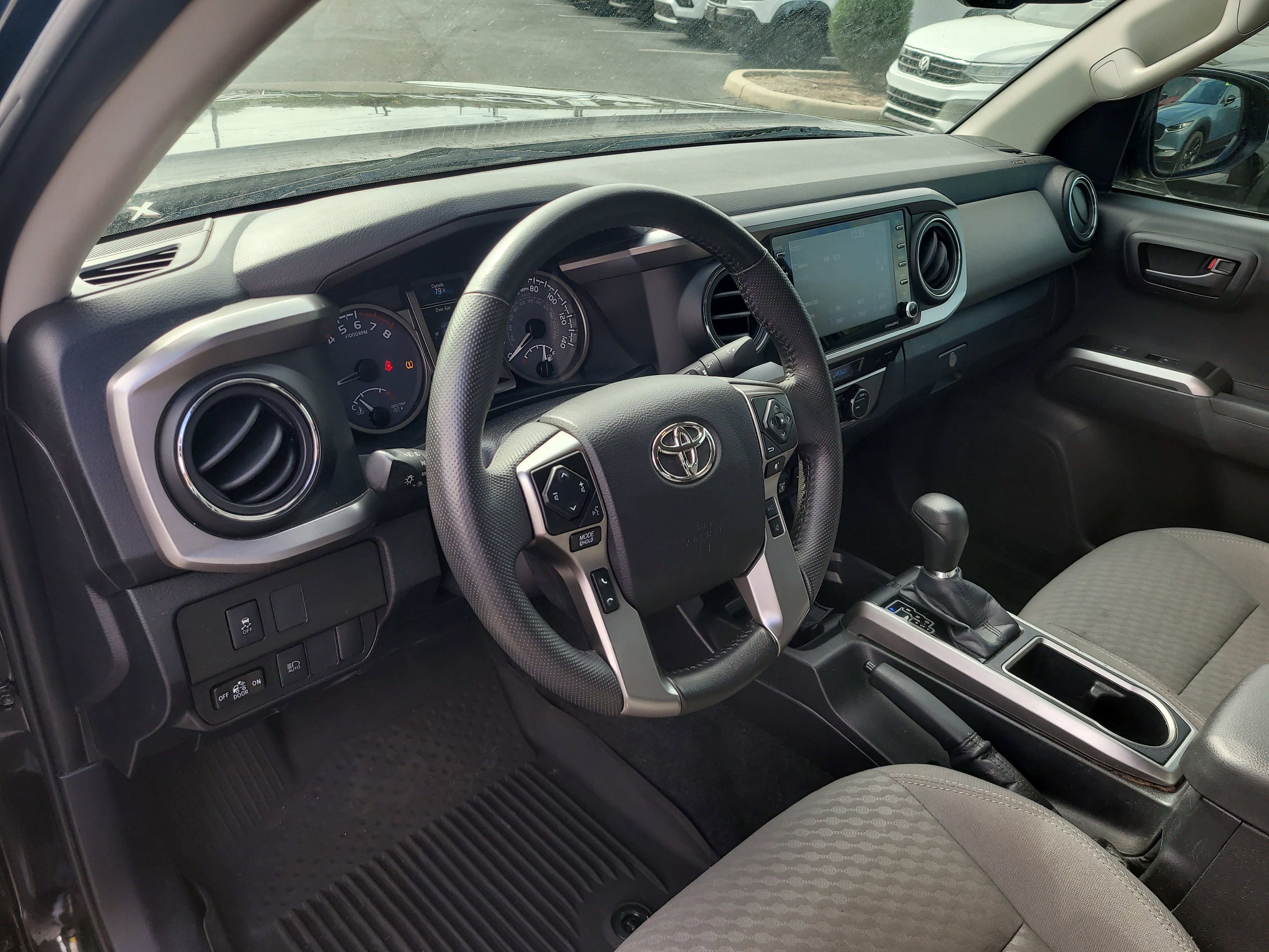Used 2021 Toyota Tacoma SR5 AWD/4WD image 19