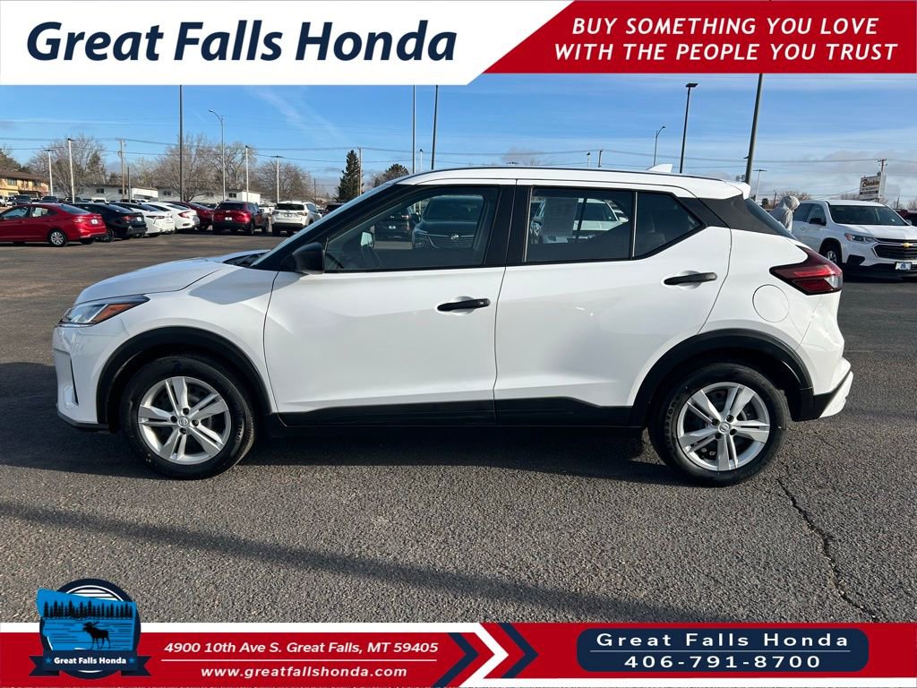 Used 2023 Nissan Kicks S image 4