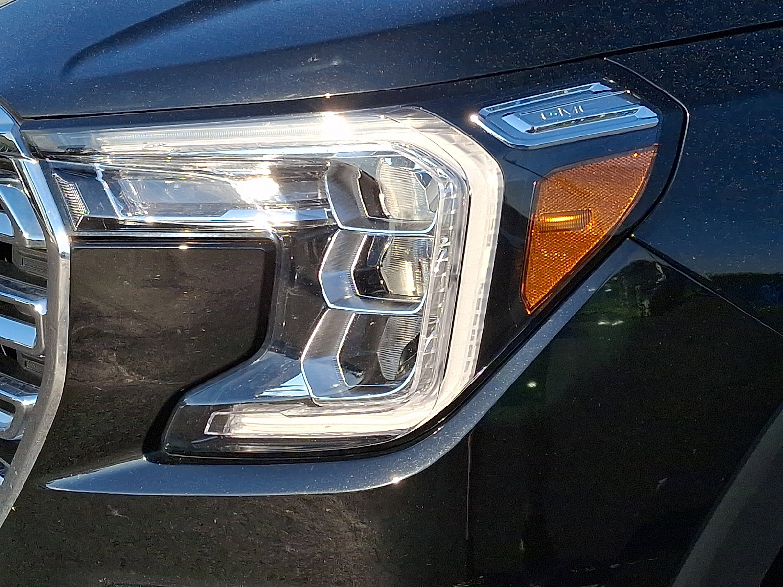 Certified 2024 GMC Terrain SLT AWD/4WD image 10