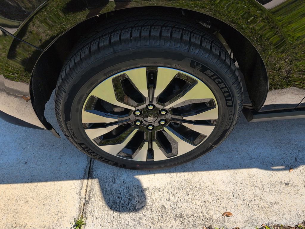 New 2026 Ford Expedition Platinum w/ Driver's Package image 17