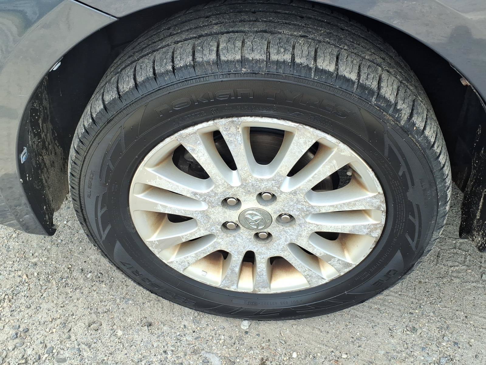 Used 2009 Toyota Sienna XLE Limited FWD image 7