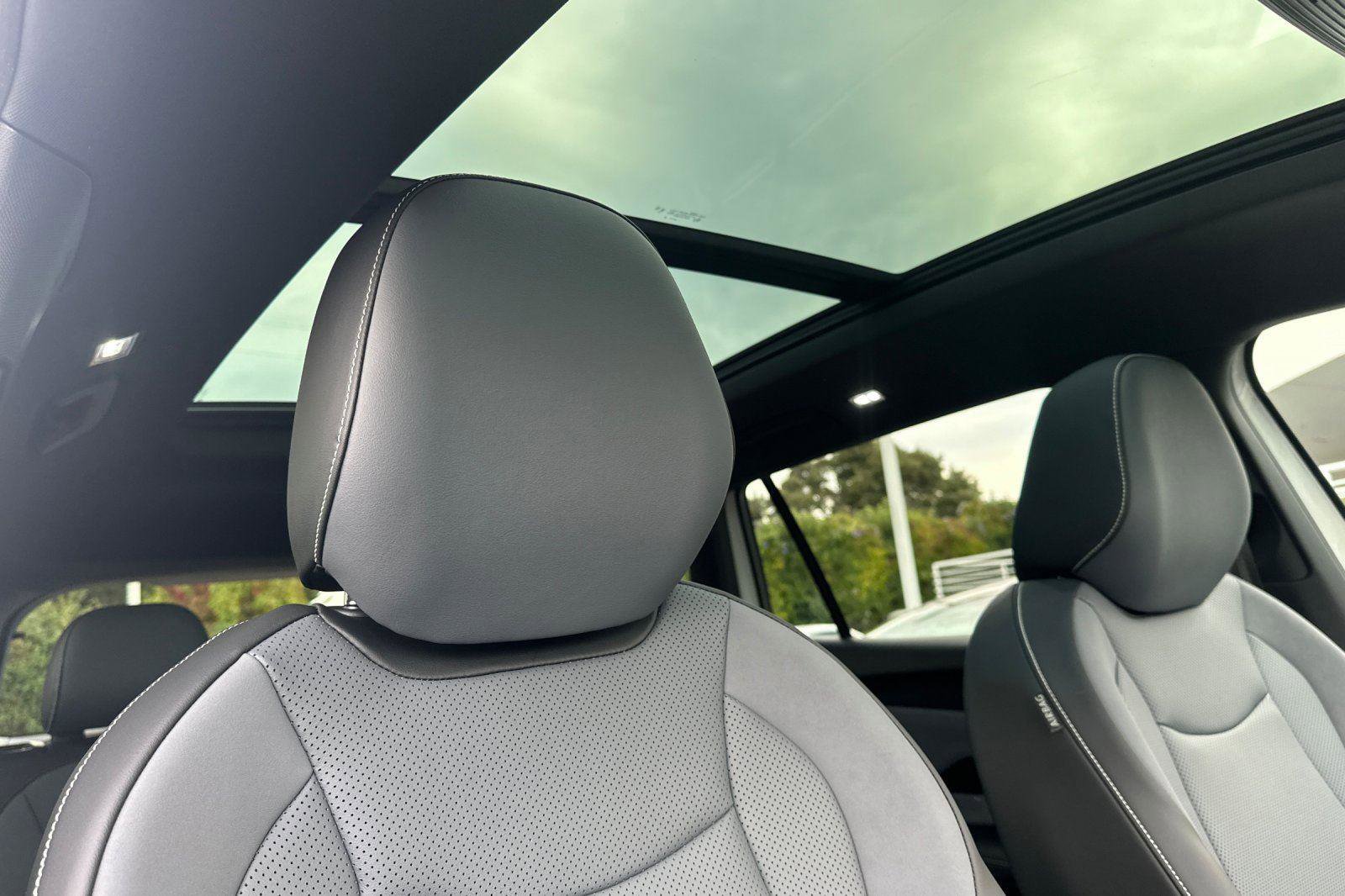 New 2026 Volkswagen Tiguan SE R-Line image 16