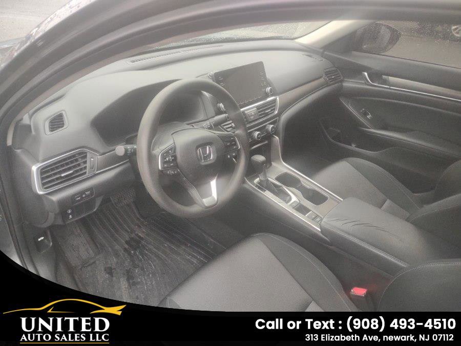 Used 2018 Honda Accord LX image 12