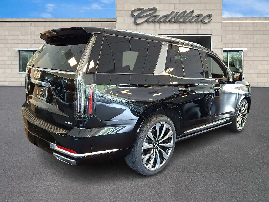 New 2026 Cadillac Escalade Luxury w/ Touring Package AWD/4WD image 3