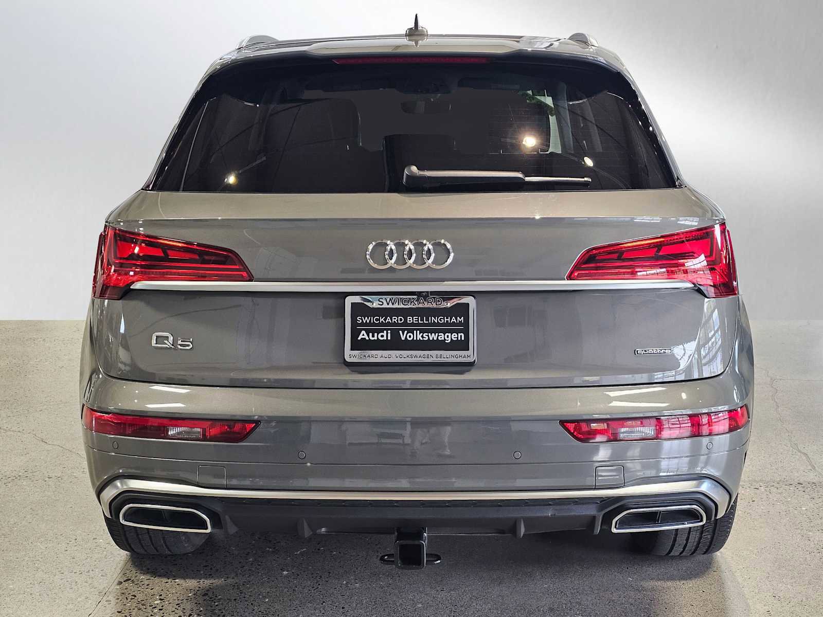 Used 2023 Audi Q5 e Premium Plus w/ Premium Plus Package AWD/4WD image 6