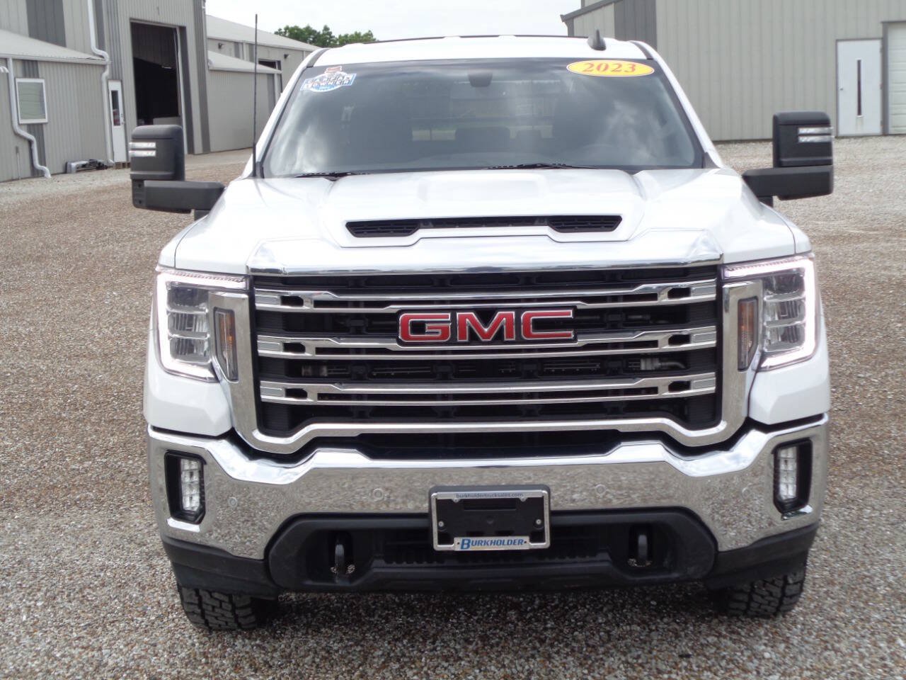 Used 2023 GMC Sierra 2500 SLE w/ SLE Convenience Package AWD/4WD image 4