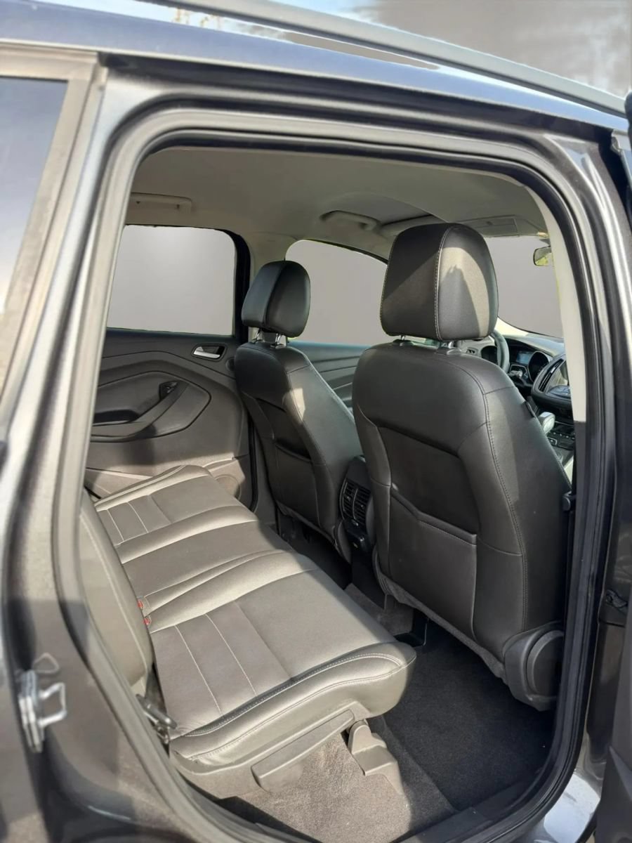 Used 2015 Ford Escape SE w/ Equipment Group 201A FWD image 11