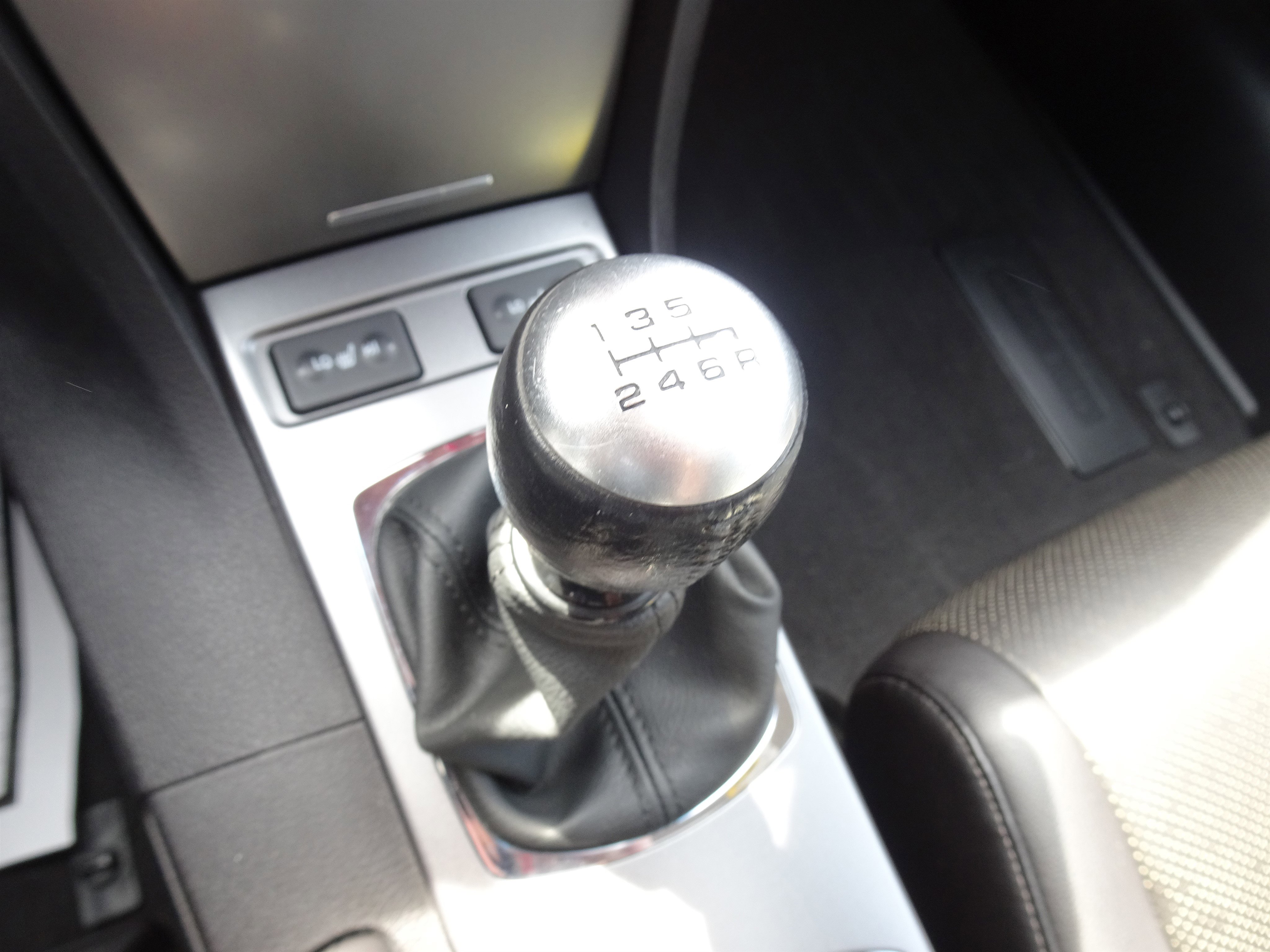 Used 2015 Acura ILX w/ Premium Package image 10