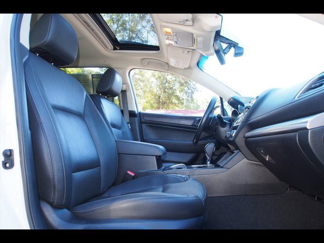 Used 2017 Subaru Outback 2.5i Limited AWD/4WD image 11